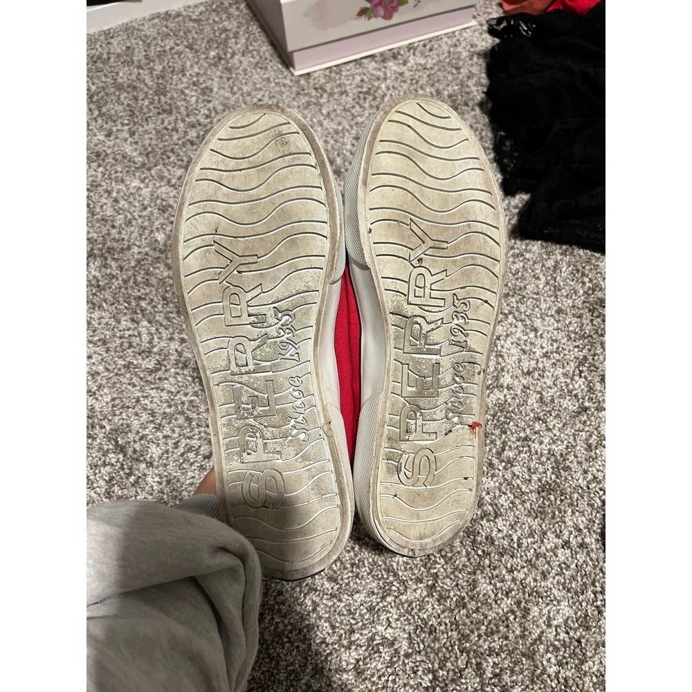 Sperry's - Picture 2 of 4